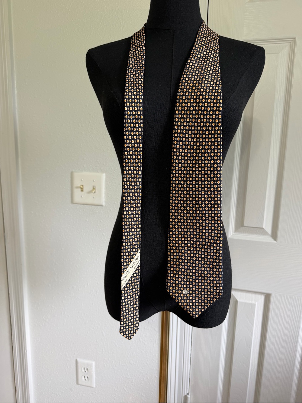 Vintage Valentino Cravatte 100% Silk Tie Made in Italy dot Pattern Dis. N. 6409